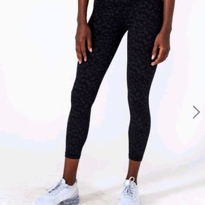 ACTA Animal Print Leggings